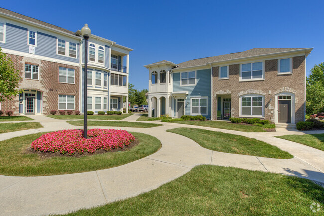 Building Photo - LINDEN SQUARE