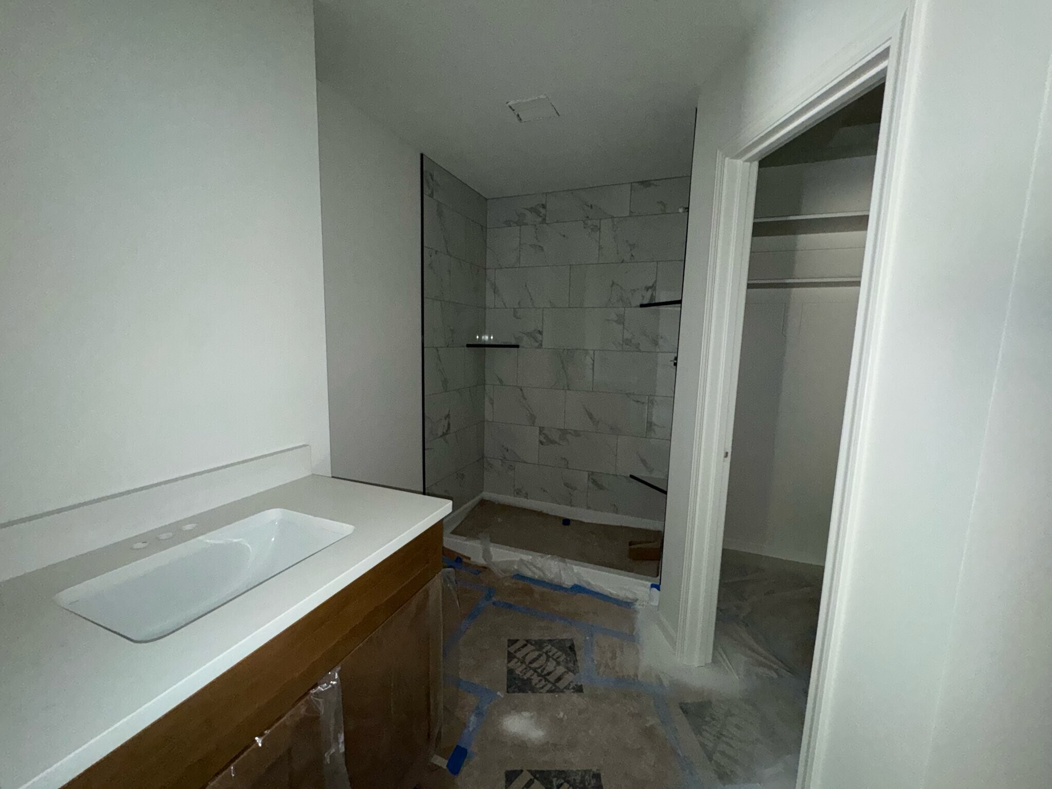 Building Photo - 4849 NW Astor Park Dr
