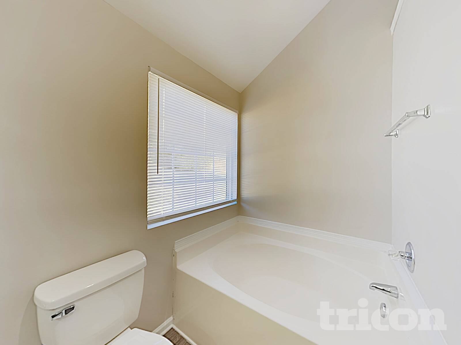 Building Photo - 1481 Mitchell Glen St