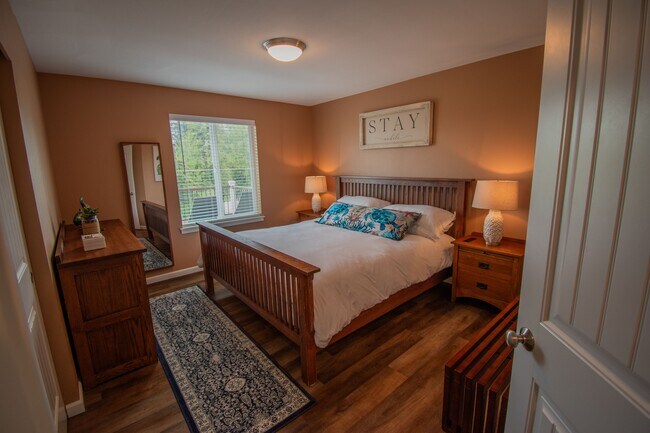 Building Photo - 161 N Harvey Terrace Dr