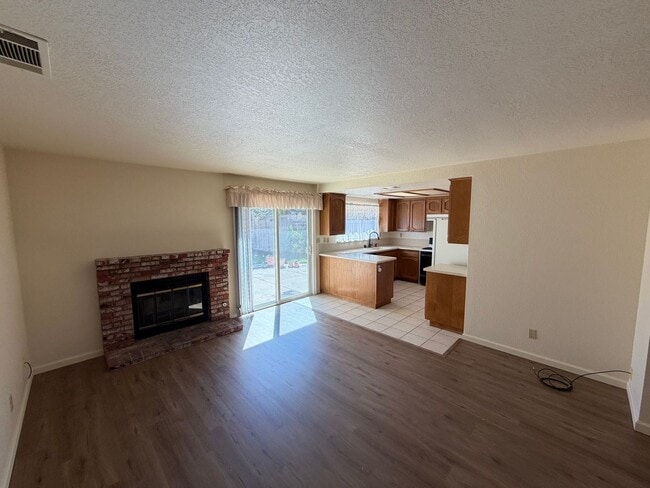 Building Photo - 428 Cabo San Jose