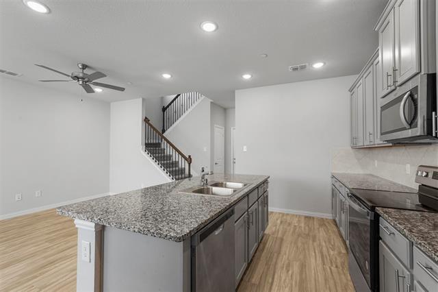 Building Photo - 2813 Appaloosa Ln