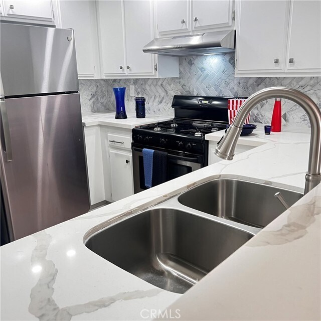Building Photo - 5096 Tortuga Dr