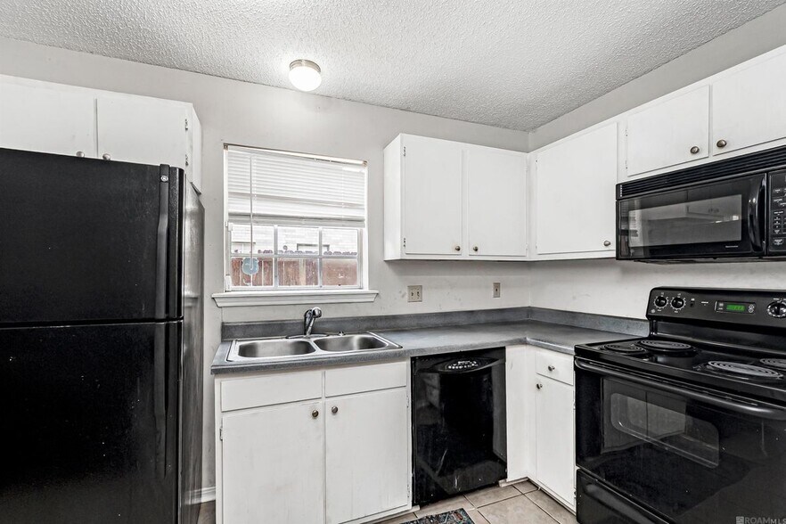 Building Photo - 1730 Brightside Dr