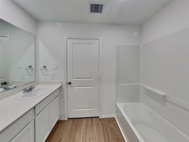 Building Photo - 3023 Twisted Myrtle Dr