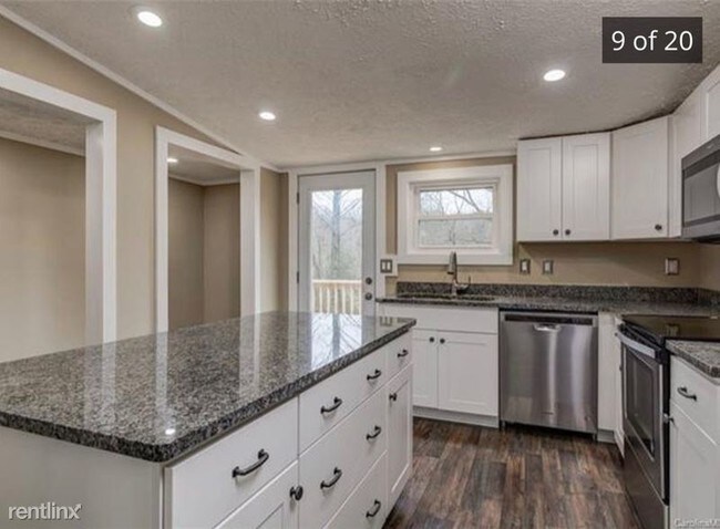 Building Photo - 2 br, 1 bath House - 335 Old Toll Cir