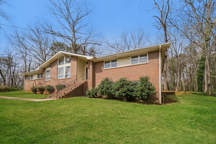 Building Photo - 970 Kathryn Ct SW