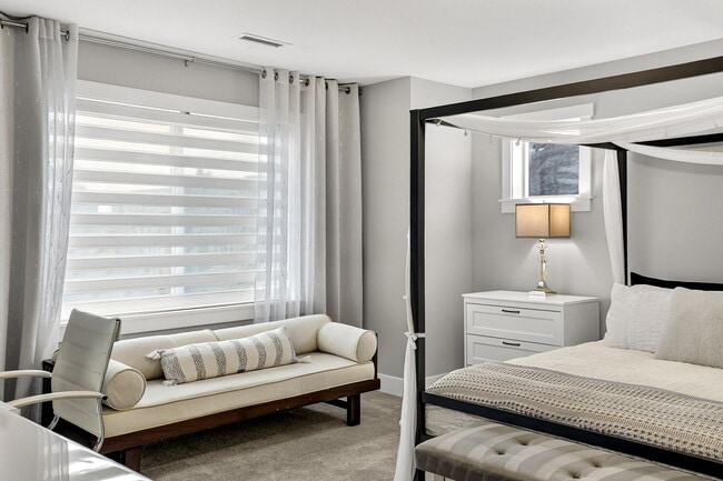 Building Photo - 11903 NE 109th Wy