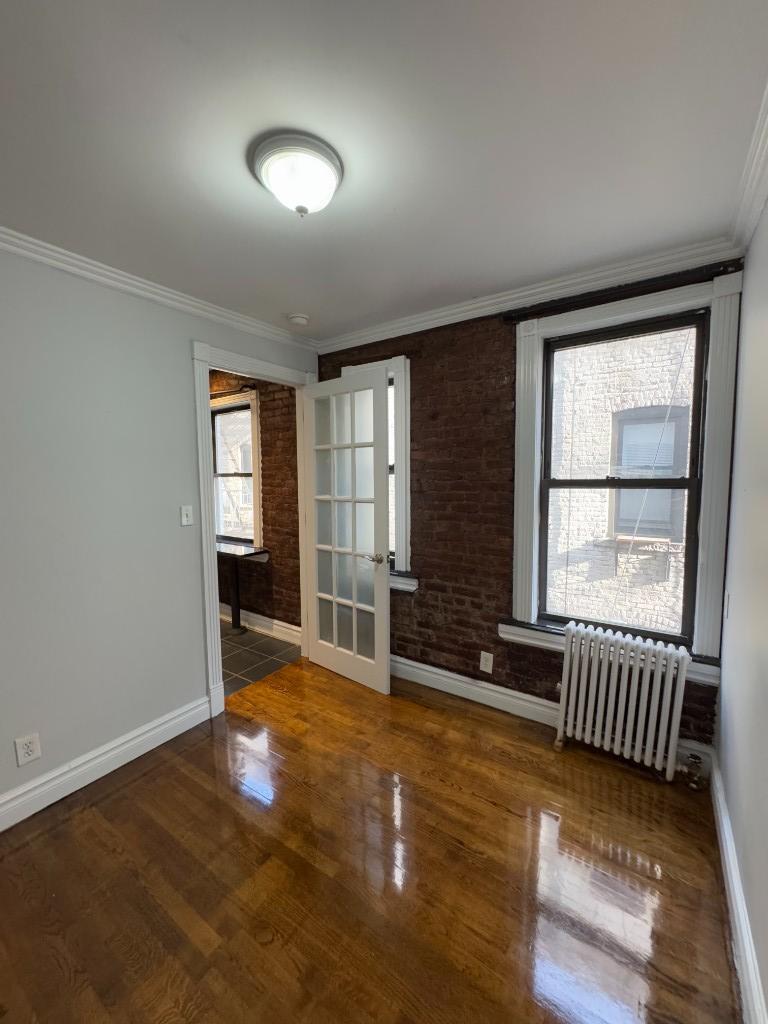 Building Photo - 416 E 13th St