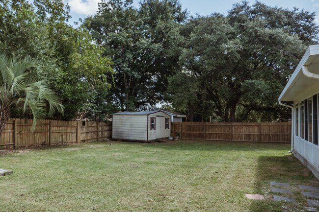 Building Photo - 2813 Atoka Trail