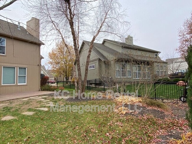 Building Photo - 11308 143rd Ter