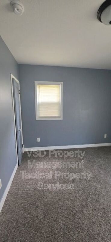 Building Photo - 3486 W 60th St