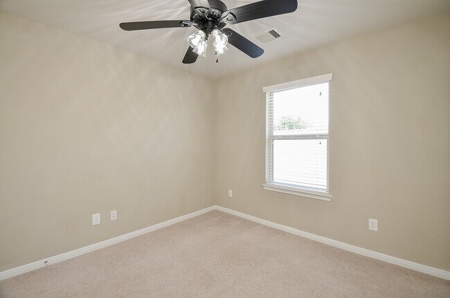 Building Photo - 6418 Burgess Heights Ln