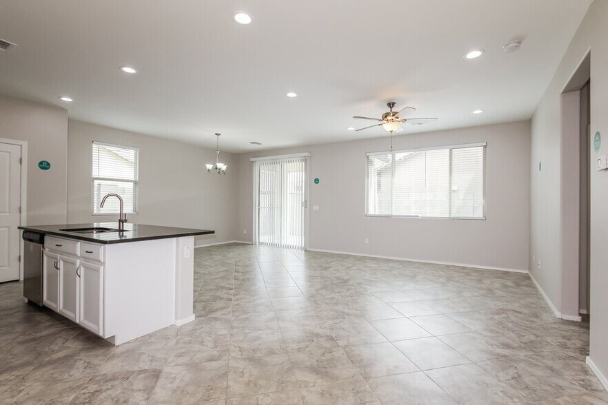 Building Photo - 1287 N 166th Ave