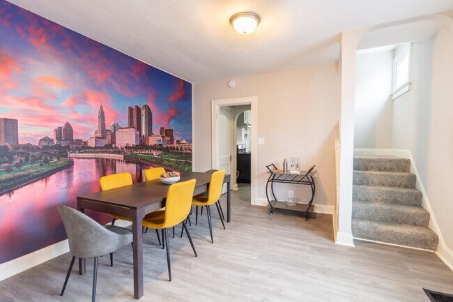 Building Photo - 1123-1125-1125 Wilson Ave