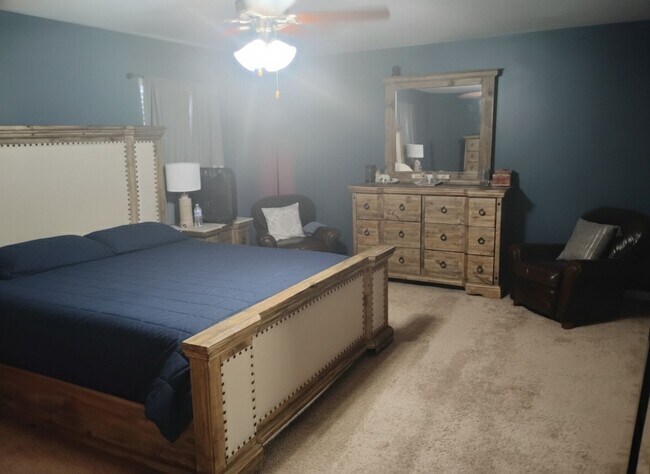 Building Photo - Modern-Lux Style 4BR/2.5BA House