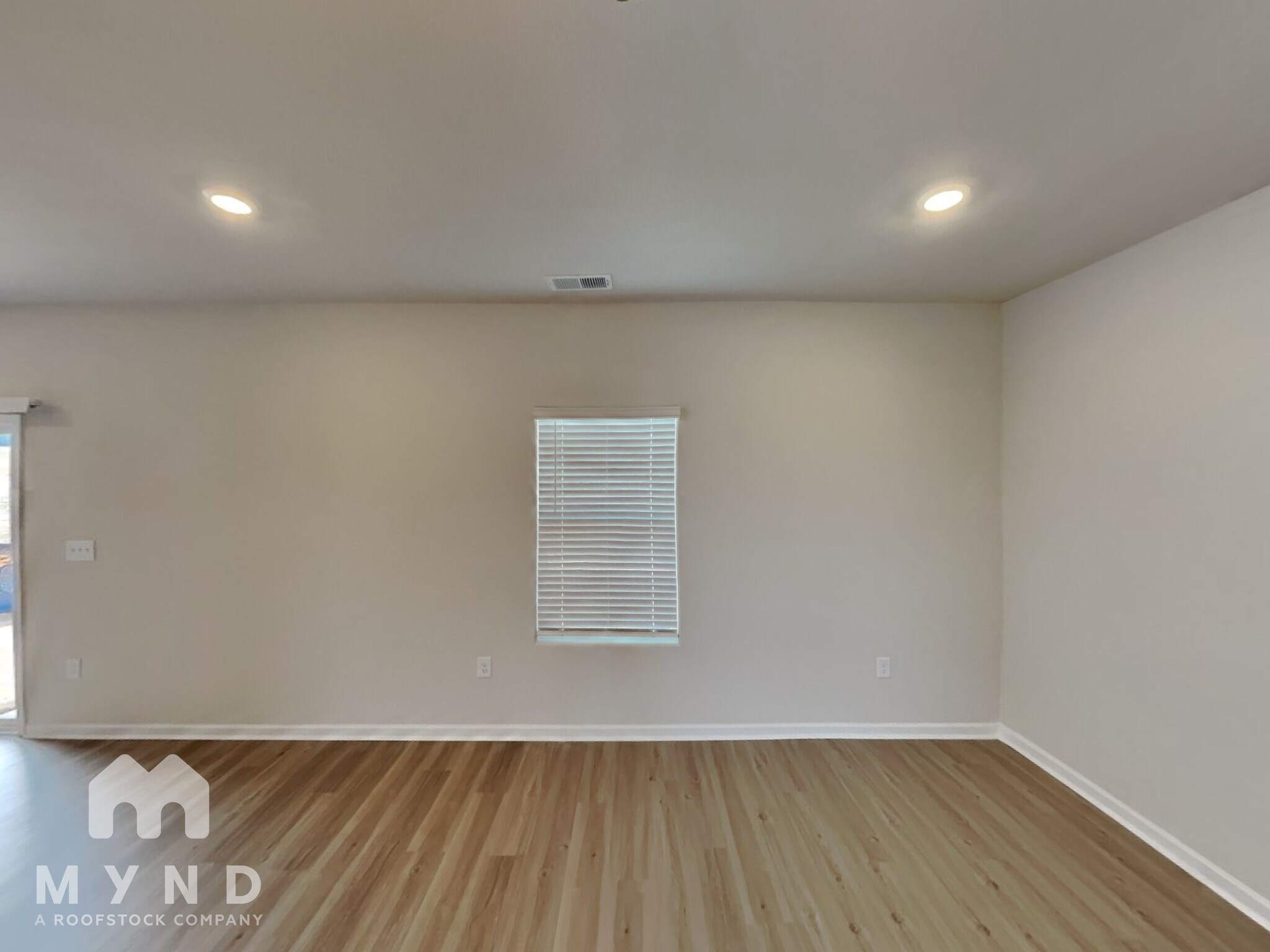 Building Photo - 110 Lightning Dr