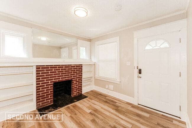 Building Photo - 2825 Askew Ave