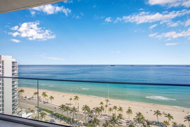 Building Photo - 151 N Seabreeze Blvd