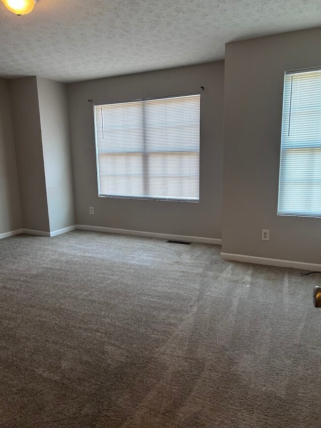 Building Photo - 1809 Thrasher Ct