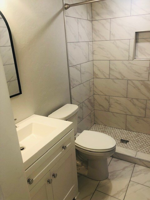 Bathroom 2 - 195 Modisette Cir