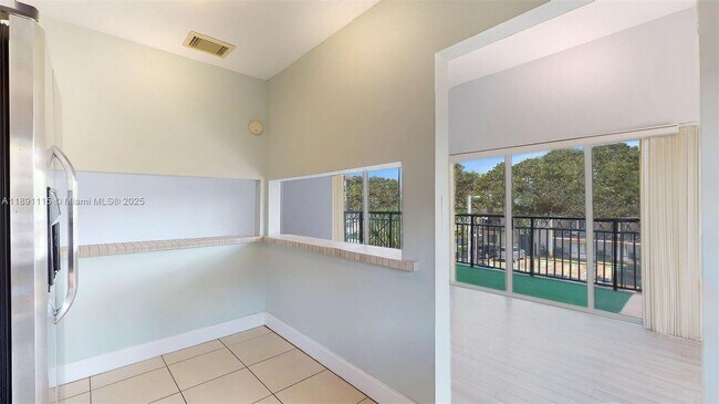 Building Photo - 4850 SW 63rd Terrace
