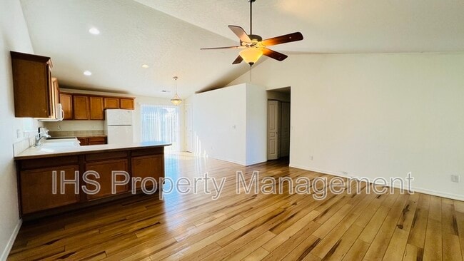 Building Photo - 5718 Westport Ln