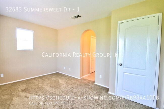 Building Photo - 32683 Summersweet Dr