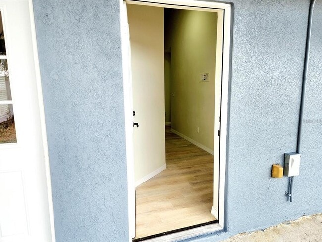 Building Photo - 218 Haversham Way