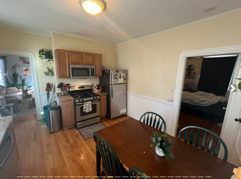 Building Photo - 294 Highland Ave