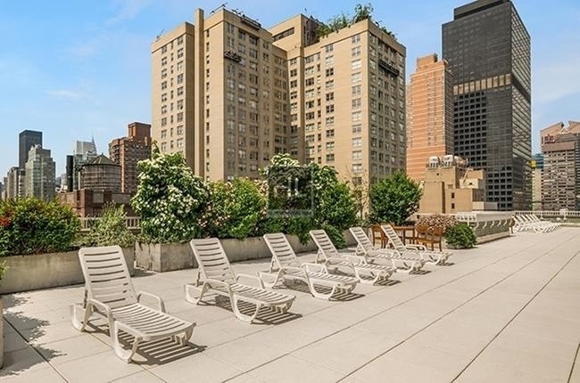 Building Photo - East 56th Street