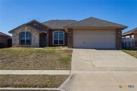 Building Photo - 217 Pointer St