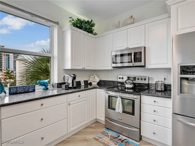 Building Photo - 400 Flagship Dr