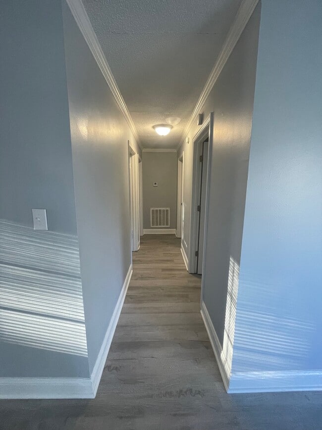 Building Photo - 98-96 Magnolia Harbor Rd