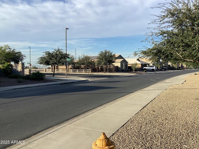 Building Photo - 18696 W Illini St