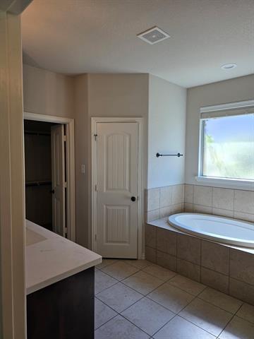 Building Photo - 225 White Willow Wy
