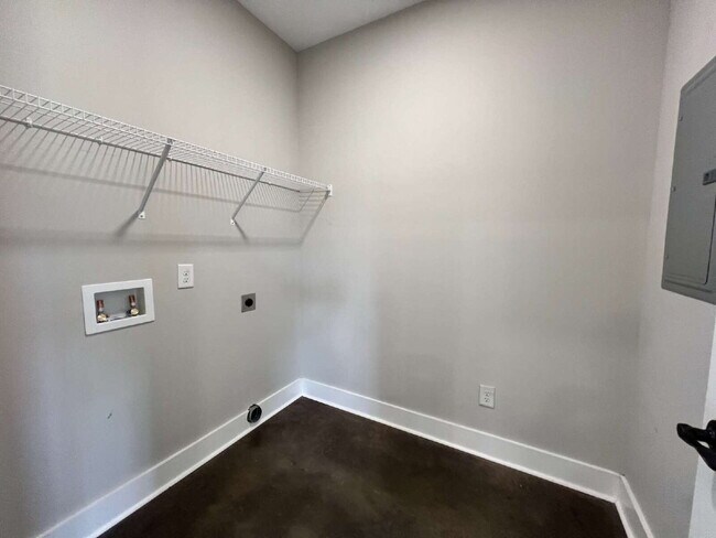 Building Photo - 101 Portland Blvd