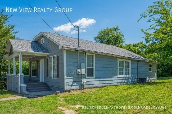 Building Photo - 620 N Moran St