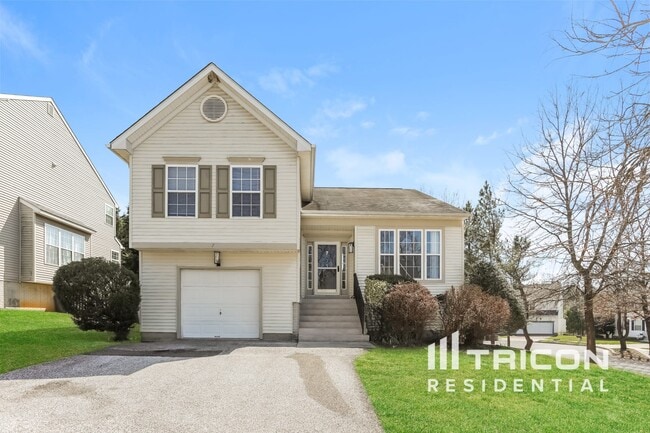 Primary Photo - 7 Stone Garden Ct