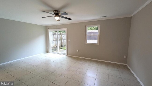Building Photo - 1517 Winterberry Dr