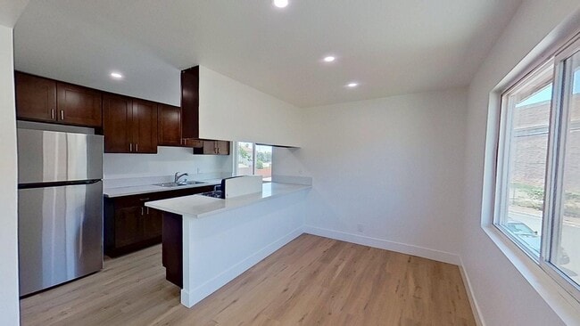 Building Photo - 1632 Picadilly Way