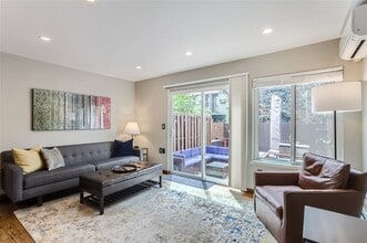 Building Photo - Cozy 2 BDR Home in Boulder with Hot Tub