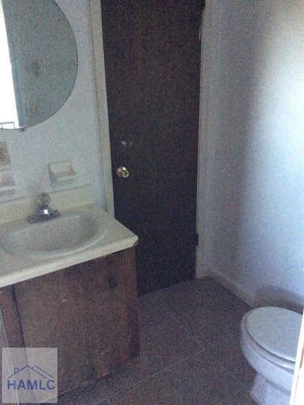 Building Photo - 814 Lesa St