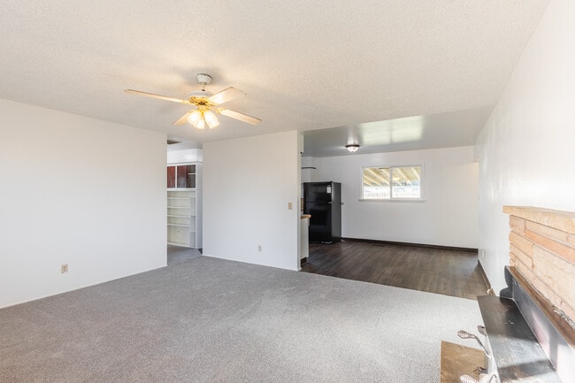 Building Photo - 1609 N Plateau Ave