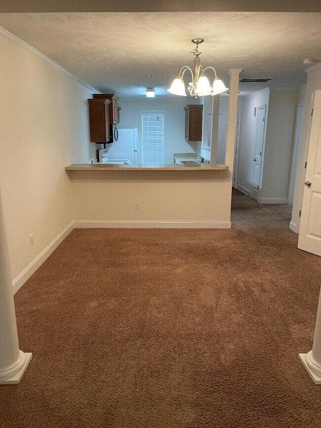 Building Photo - FABULOUS TOWNHOME WEST AUGUSTA CLOSE TO MEDICAL FACILITIES, COLLEGES
