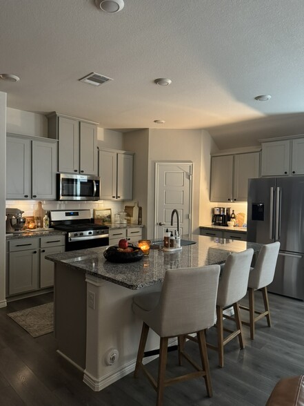 Kitchen - 1104 Egret Way