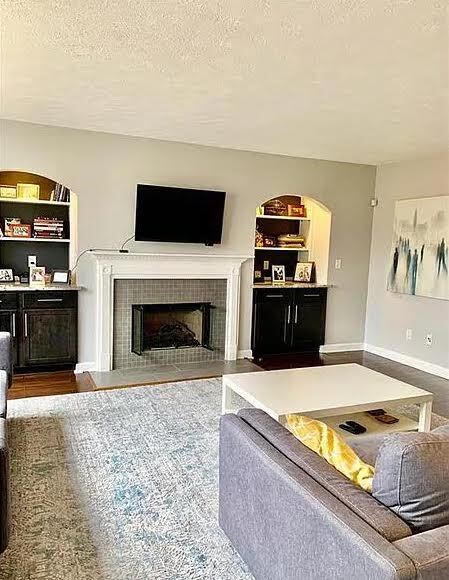 Building Photo - 1411 Woodpath Ct