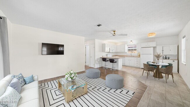 Building Photo - 3926 Sabal St