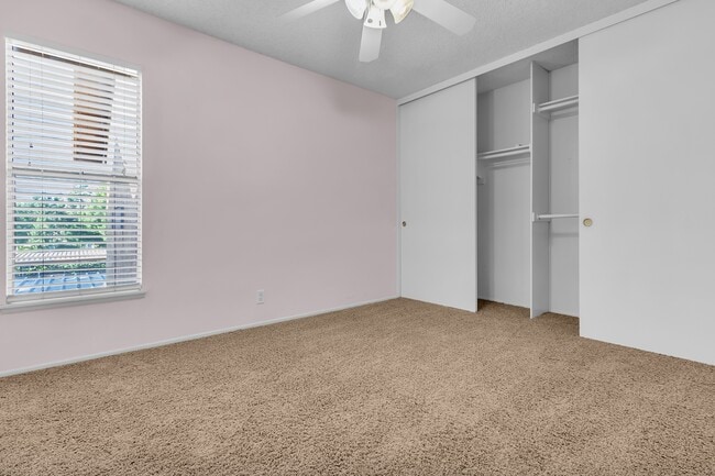 Building Photo - 403 Orange Blossom