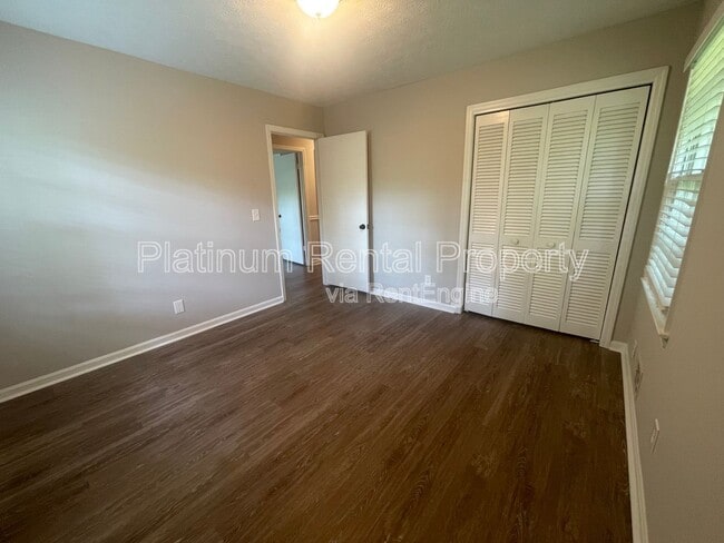 Building Photo - 224 Cold Creek Dr